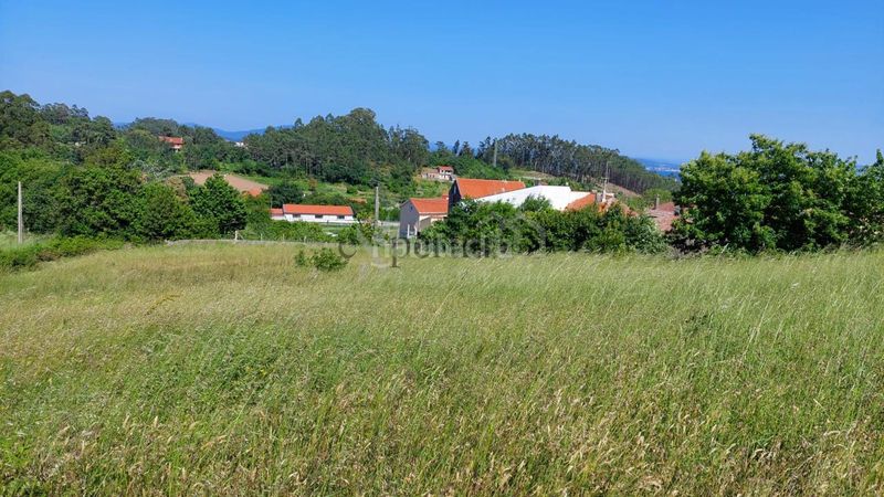 Foto bac40f7c-3cd1-4b09-bbc1-7d3b235f4b2d. Casa en Pobra do Caramiñal (A)