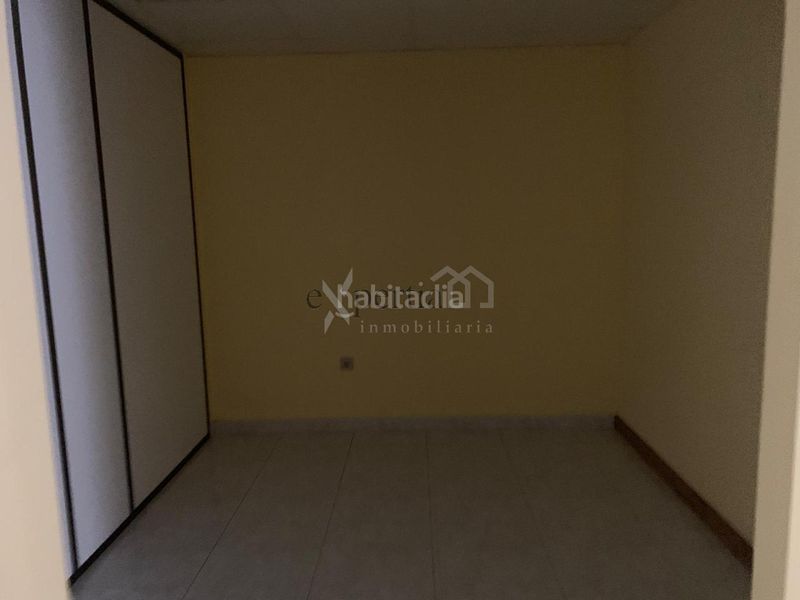 Foto 01b344de-66f3-486b-bb59-7add5ed7b99b. Planta baixa a Boiro