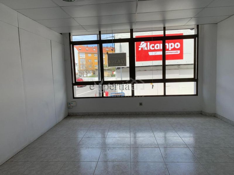 Foto 50f254e7-d580-4fff-bdcd-00922949060f. Planta baja en Boiro