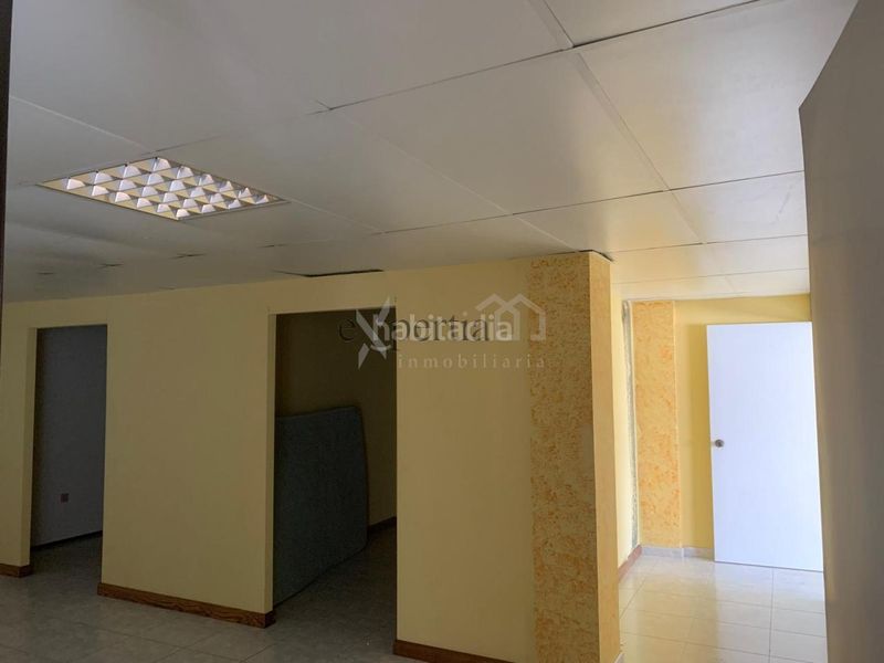 Foto f889e36f-b45c-4af8-bdbb-28f703a097f5. Planta baja en Boiro