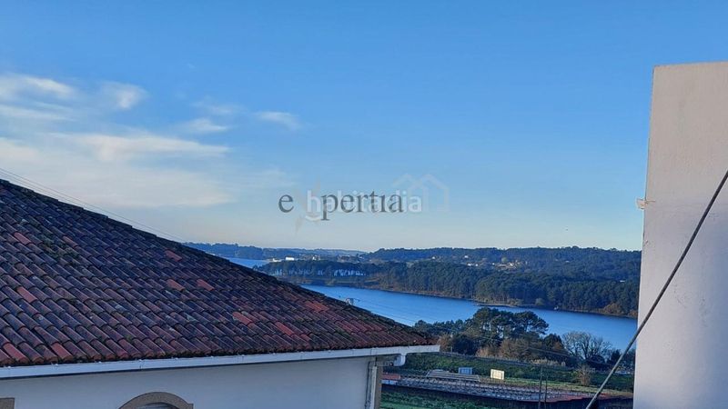 Foto f38c041a-85da-433b-8efe-31d37c8ad303. Casa amb calefacció aparcament piscina a Rianxo