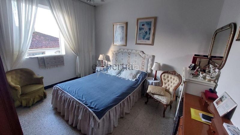 Foto f3b63aac-f589-4477-998c-5485375efac2. Casa amb calefacció aparcament piscina a Rianxo