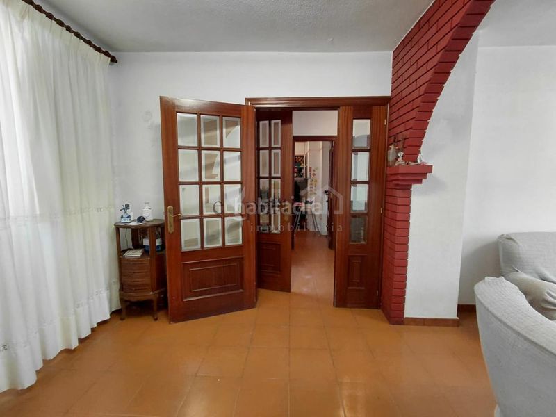 Foto fcbdba23-a5b0-45f7-a983-d064ef472091. Casa amb calefacció aparcament piscina a Rianxo