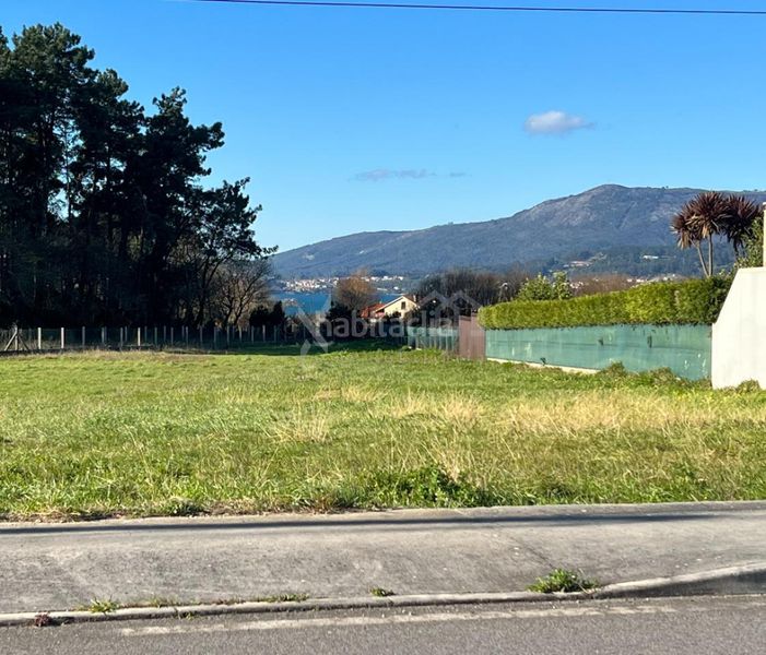 Foto 8e8bb096-1fac-4348-bb24-3102947b8514. Terreny residencial a Boiro