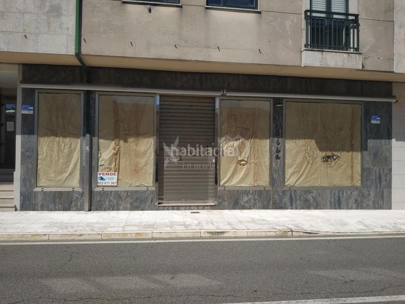 Foto 140b746d-51a5-4704-9647-b9826eeb2566. Local comercial a Pobra do Caramiñal (A)
