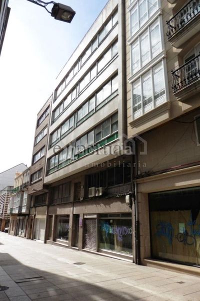 Foto 60cea43e-7798-4df3-a1e9-4928ef25d07d. Local comercial a Centro Ferrol
