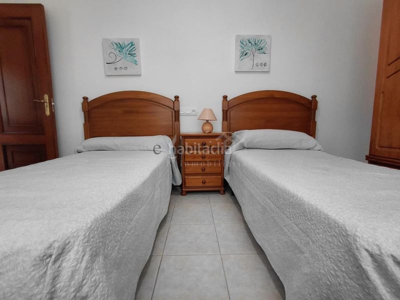 Foto 01b6167b-b43e-45cf-b07d-53d7d8e76bc6. Rent flat with heating parking in Boiro