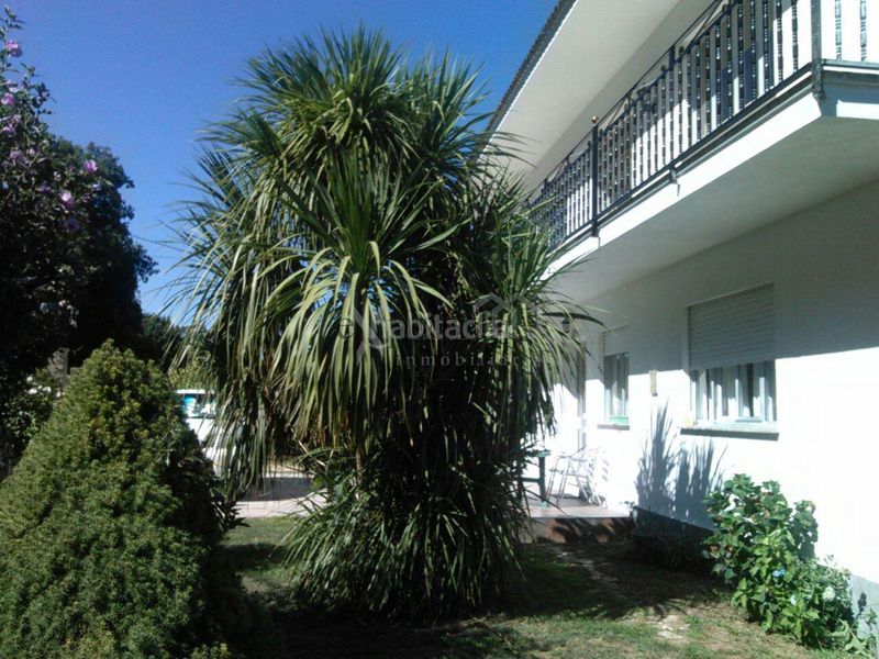 Foto 94edd238-b3d9-408d-b008-5bd1b06db281. Rent flat with heating parking in Boiro