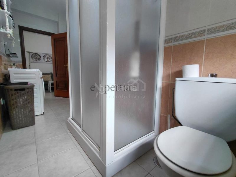 Foto f3d42b62-62a7-453e-9717-6ff000ea0bd4. Rent flat with heating parking in Boiro