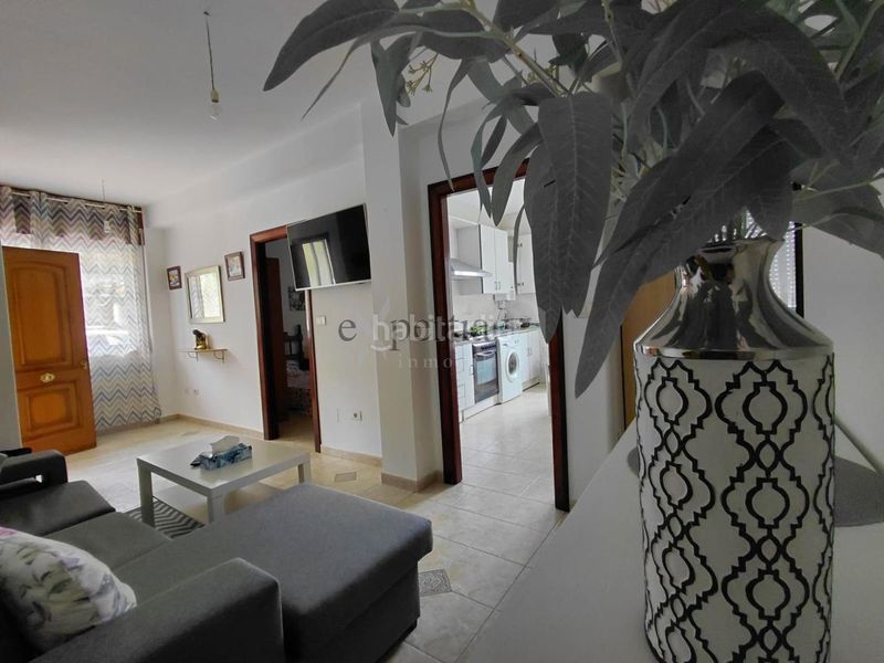 Foto 24975b58-8fa9-4888-95ea-507067809dfa. Rent flat with heating parking in Boiro