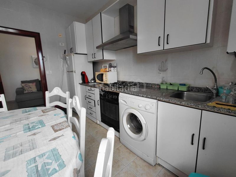 Foto 3ff4256a-ae01-464e-b8b4-eafb8e65bcfc. Rent flat with heating parking in Boiro