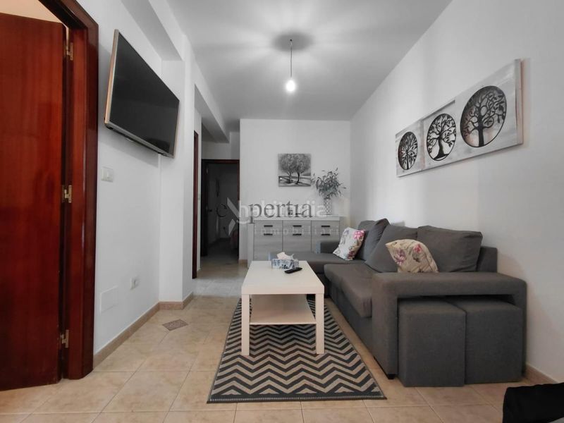 Foto 402e4dbf-5608-43d2-ae0f-1a49ed790c2d. Rent flat with heating parking in Boiro