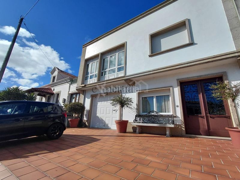 Foto c60bdac3-f7b0-4f7f-b505-8671e1fd6a88. Haus mit heizung parking in Pobra do Caramiñal (A)