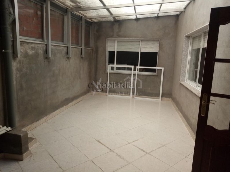 Foto 445a9ac7-5f48-4b9a-9ea6-488babd40f8a. Edificio in Boiro