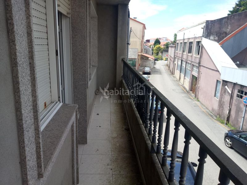 Foto 8d0fba4a-1864-41cb-9b73-e484c498aaa1. Edifici a Boiro
