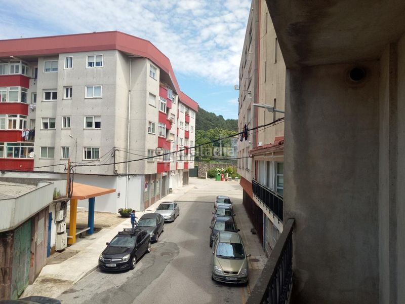 Foto c04ddb31-aafc-4e10-adc6-8a9bc5c70eb0. Edifici a Boiro