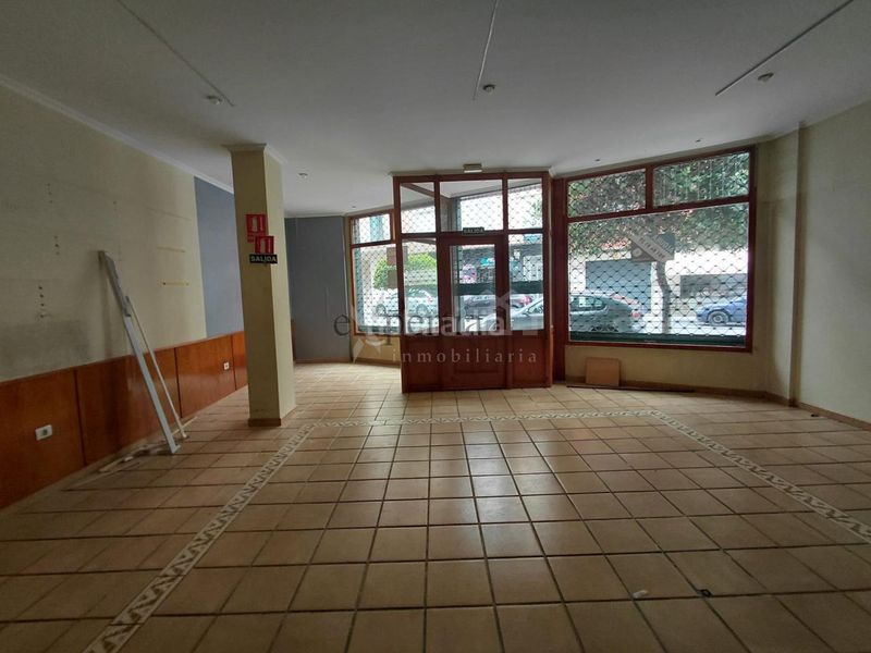 Foto e87217ef-beaf-4de4-9315-176bd20b001d. Lloguer local comercial a Boiro