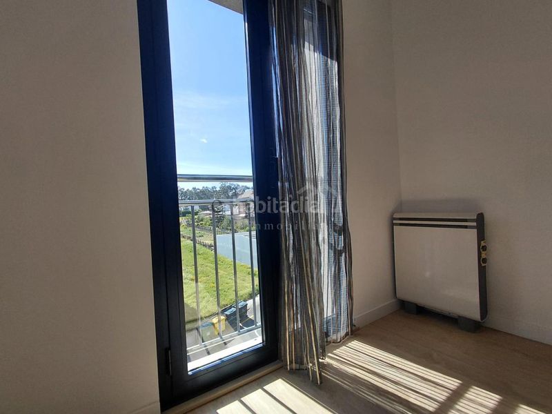 Foto 1d4a8e9e-70dd-417e-b778-f2a8284c2fed. Piso en Boiro