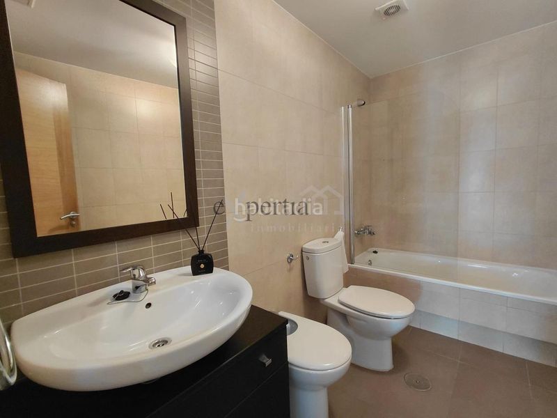 Foto a8e65655-0bf7-4002-b06a-9a74985e6fbc. Piso en Boiro