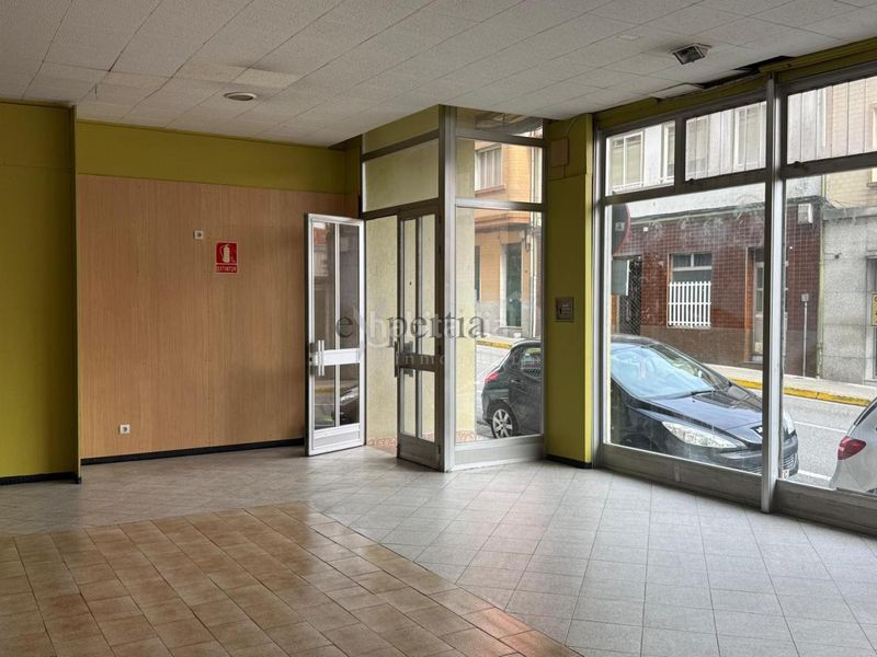Foto 1d70d035-5e7c-48b0-b91a-08272ef88adb. Local comercial a Boiro