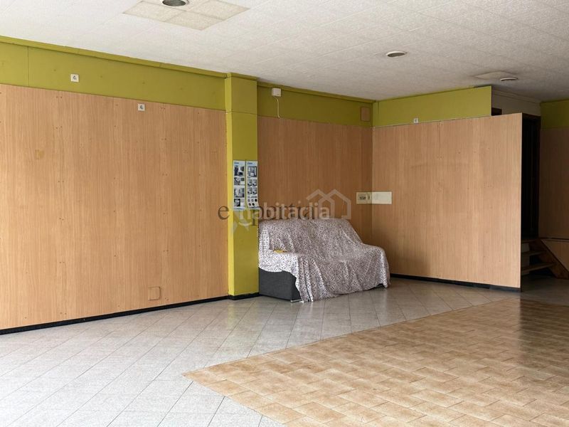 Foto 41f0c594-b173-424c-b824-450728b6700b. Local comercial a Boiro