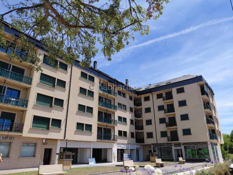 Foto ab727cde-eb97-4077-b65d-69eca836f41e. Rent apartment with heating parking in Boiro