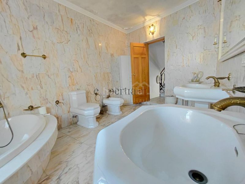 Foto f41c6fa5-d328-4c7b-94b0-59e0d024eeb6. Casa amb calefacció aparcament a Palmeira Ribeira
