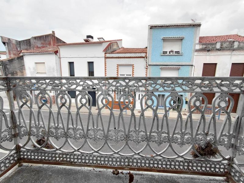 Foto 671cb202-1115-4cc5-bb4e-f3e21a5d6c4f. Casa en Boiro