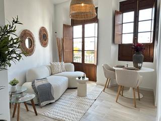 Apartament a Calle carril 32. Venta 2 viviendas reformadas a estrenar