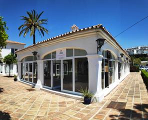 Lloguer Local Comercial a N/a. Se alquila local en añoreta golf