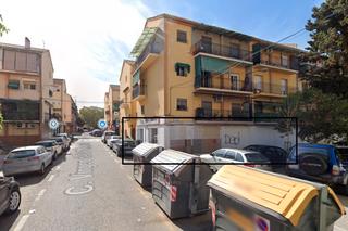 Business premise in Calle Castaño 5