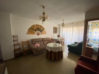 Location Appartement à Calle circunvalación encina 23. Se alquila piso para estudiantes o funcionarios