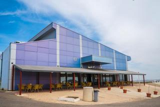 Edifici a N/a. Gran hotel romero merida en autovia a66 a 3 kilometros de merida
