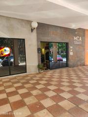 Location Local commercial à Calle miguel de unamuno 6. Gran local en calle comercial