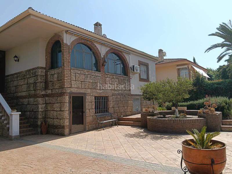 Foto 1dab5118-bd3a-4cc4-9119-a32bd5f8dfd0. Chalet en urbanización san marcos 2 en Almendralejo