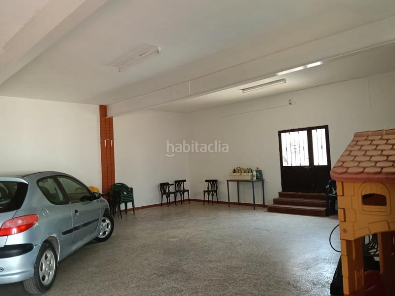 Foto 7bb91ca3-5fd0-4e83-86ea-87e4056f78e9. Chalet en urbanización san marcos 2 en Almendralejo