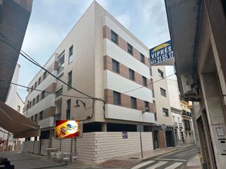 Lloguer Local Comercial a Calle arturo suárez bárcena 17. Gran local en el centro de almendralejo con 50 metros de fachada