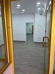 Miete Geschäftsraum in Calle francisco pizarro 32. El corazón comercial de almendralejo