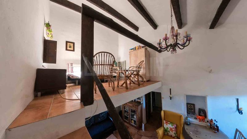 Foto 3a504429-0f55-4b37-b322-8cad8e3b72d1. Masia amb aparcament piscina a Perelló (El)