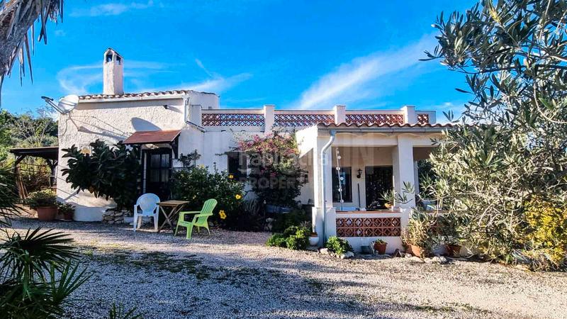 Foto 78f42629-f9b1-4b4d-9843-296a3716c141. Masia amb aparcament piscina a Perelló (El)