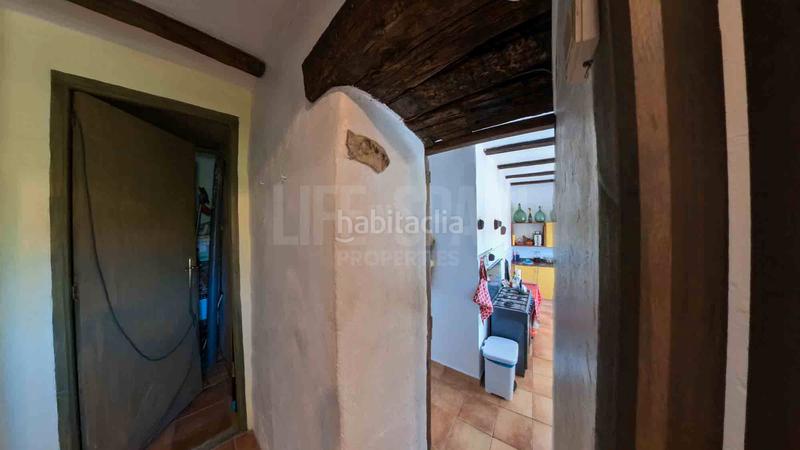 Foto dbed05bd-acba-475b-8187-4a35cc2ae46e. Masia amb aparcament piscina a Perelló (El)