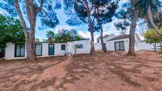 Xalet a Masdenverge. Villa con agua, luz y piscina