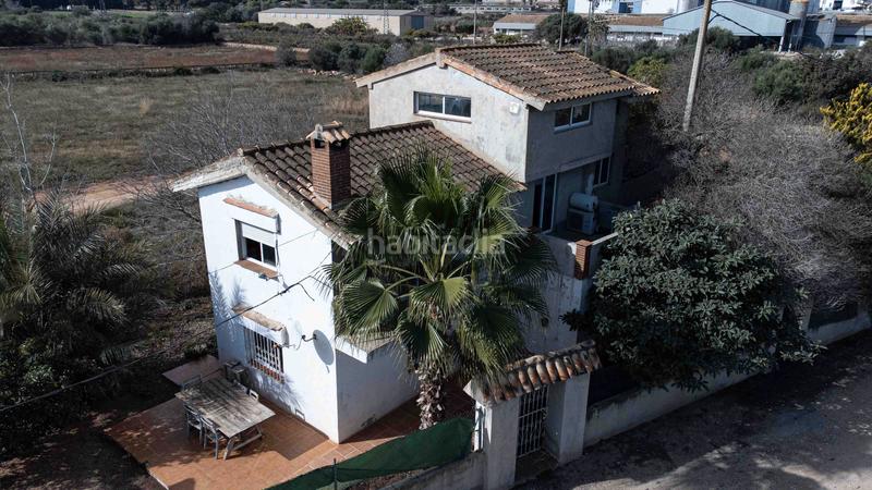 Foto 47258da0-9a43-4919-8e4b-484946f55e28. Masia amb xemeneia aparcament piscina a Zona Hospital Amposta