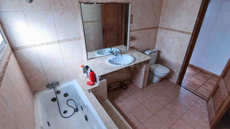 Foto d0a225de-bd87-4957-a825-a2e25e6ab617. Masia amb xemeneia aparcament piscina a Zona Hospital Amposta