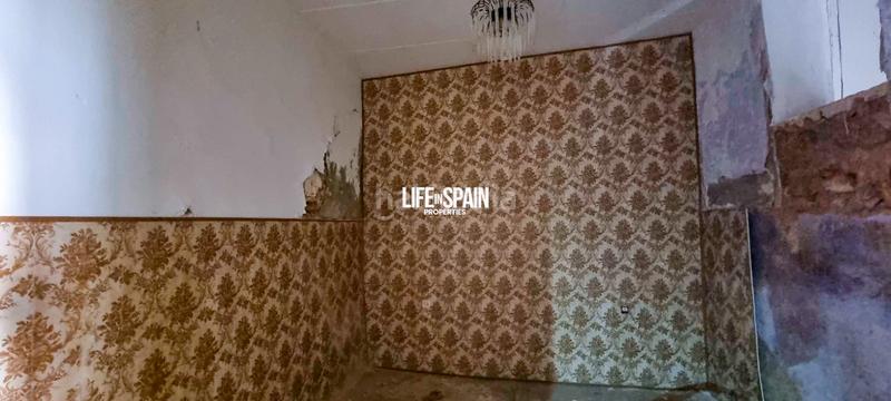 Foto 3efdc575-4647-4b08-8cdd-16eab033f6f8. Casa a carrer del montsià 27 a Masdenverge