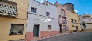 Casa a Carrer del montsià 27