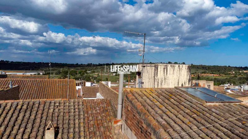 Foto ffb67ace-bc5a-44bc-b5be-9fcba8336c47. Casa a carrer del montsià 27 a Masdenverge