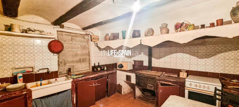 Foto 350400dc-b06a-416b-ac46-995c1782bdb3. Country house with parking in Galera (La)