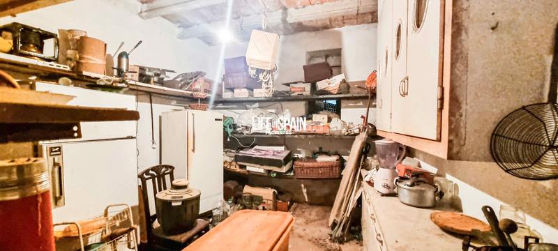 Foto 675f887e-6ecf-44cd-bd87-8f7e2b04655d. Country house with parking in Galera (La)