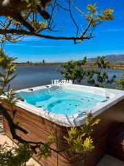Chalet in Eucaliptus - Poble Nou del Delta. Exclusiva propiedad en el corazón del delta del ebro con agua y